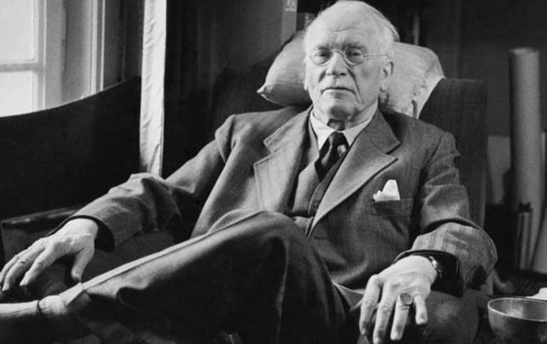 Kompleksên hestî yên Carl Jung: bandora hestan li kesayetiyê